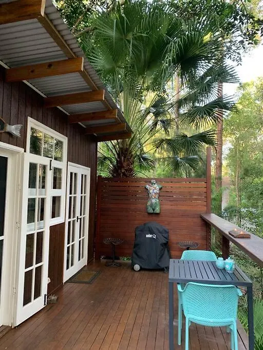 Sunshine Coast Cosy Cabin - Black Cockatoo Retreat Kiels Mountain